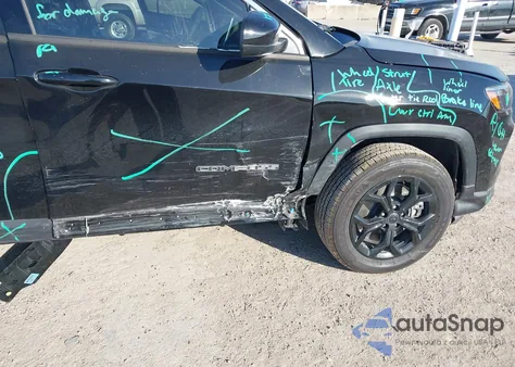 2025 Jeep Compass Latitude 4X4 from USA, damaged, VIN 3C4NJDBN4ST580927